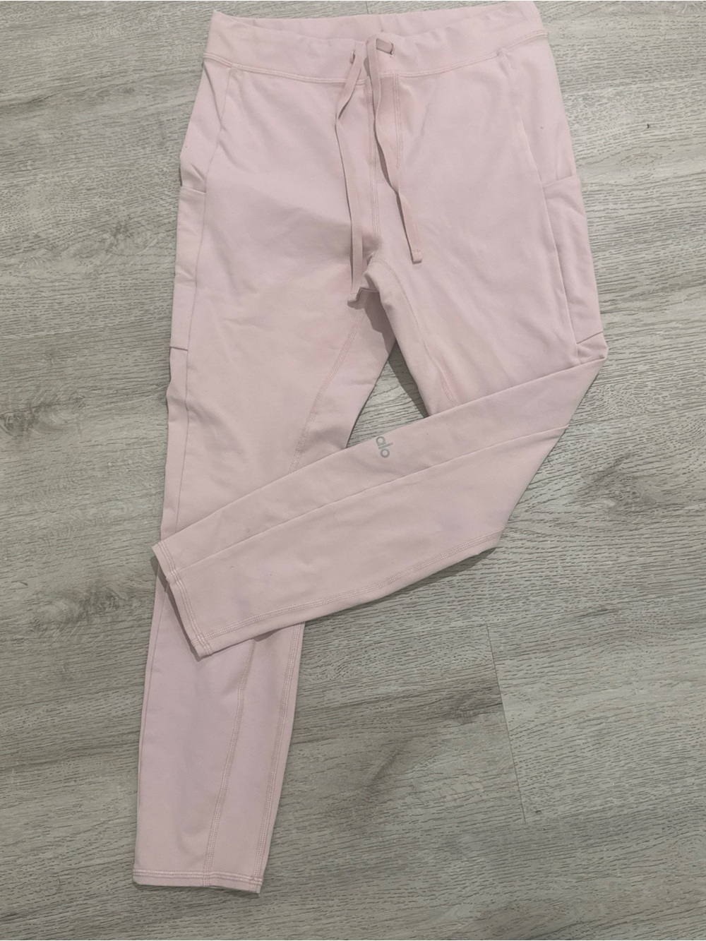 ALO Yoga Light Pink Drawstring Leggings